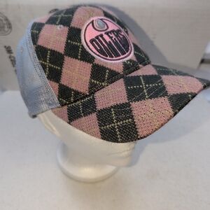 Zephyr NHL Edmonton Oilers Trucker Style  Pink Plaid Wool Snapback Hat